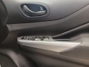 Nissan Navara 2.5DDTi double cab Stealth - Image 14