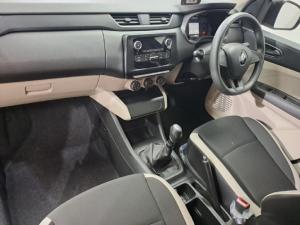 Renault Triber 1.0 Express panel van - Image 8