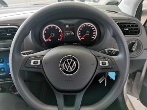 Volkswagen Polo Vivo hatch 1.6 Life - Image 9