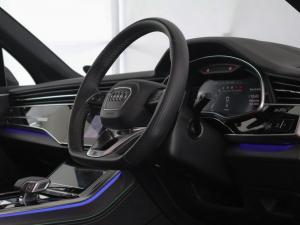 Audi SQ7 TFSI quattro Black Edition - Image 12