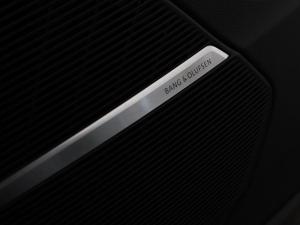 Audi SQ7 TFSI quattro Black Edition - Image 17