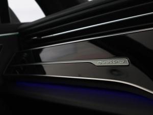 Audi SQ7 TFSI quattro Black Edition - Image 20