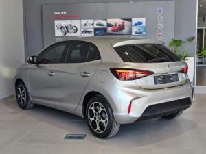 MG MG3 1.5 Luxury - Image 4