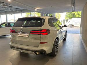 BMW X5 xDRIVE50e M Sport PRO - Image 15