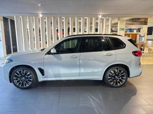 BMW X5 xDRIVE50e M Sport PRO - Image 6