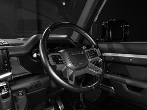Land Rover Defender 110 D300 X - Image 9
