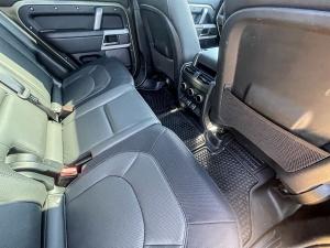 Land Rover Defender 110 D300 X-Dynamic HSE - Image 12