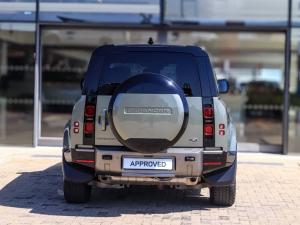 Land Rover Defender 110 D300 X-Dynamic HSE - Image 13