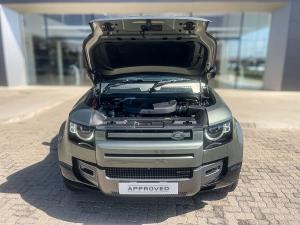 Land Rover Defender 110 D300 X-Dynamic HSE - Image 16