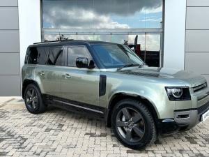 Land Rover Defender 110 D300 X-Dynamic HSE - Image 1