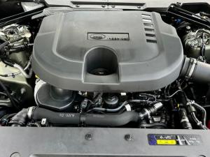 Land Rover Defender 110 D300 X-Dynamic HSE - Image 20