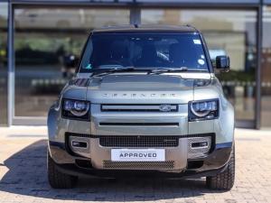 Land Rover Defender 110 D300 X-Dynamic HSE - Image 3