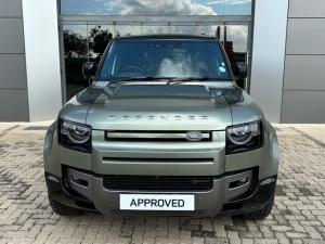 Land Rover Defender 110 D300 X-Dynamic HSE - Image 8