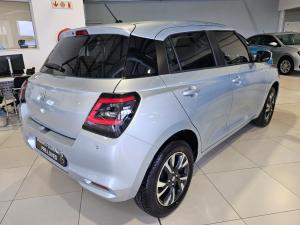 Suzuki Swift 1.2 GLX manual - Image 6
