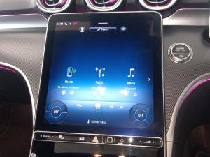 Mercedes-Benz C-Class C200 Avantgarde - Image 13