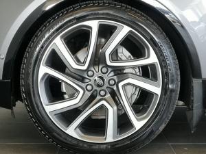 Land Rover Discovery D300 R-Dynamic HSE - Image 26