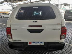 Toyota Hilux 2.4GD-6 double cab 4x4 Raider auto - Image 6