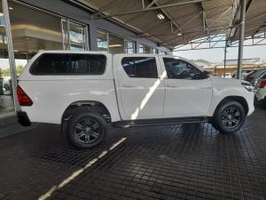 Toyota Hilux 2.4GD-6 double cab 4x4 Raider auto - Image 8