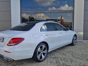 Mercedes-Benz E-Class E220d Avantgarde - Image 3