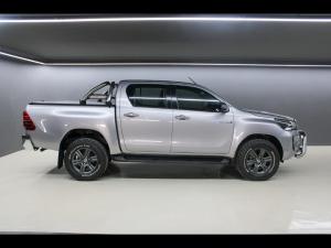 Toyota Hilux 2.8GD-6 double cab Raider auto - Image 3