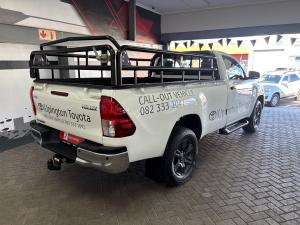Toyota Hilux 2.4GD-6 single cab Raider manual - Image 2