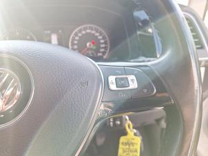 Volkswagen Caravelle 2.0BiTDI Highline - Image 10