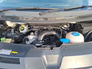 Volkswagen Caravelle 2.0BiTDI Highline - Image 18
