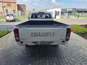 Isuzu D-Max Gen 6 250c single cab - Image 5