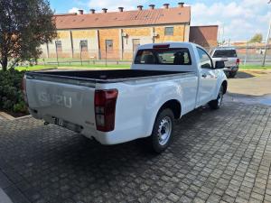 Isuzu D-Max Gen 6 250c single cab - Image 2