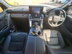 Toyota Land Cruiser 300 3.3D GX-R - Image 6