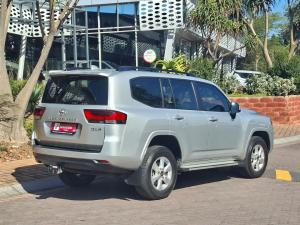 Toyota Land Cruiser 300 3.3D GX-R - Image 2