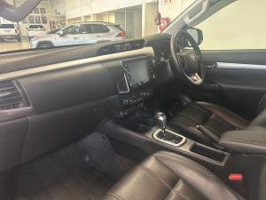 Toyota Hilux 2.8GD-6 double cab Raider auto - Image 7