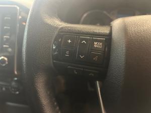 Toyota Hilux 2.8GD-6 double cab Raider auto - Image 9