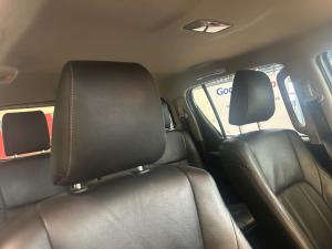 Toyota Hilux 2.8GD-6 double cab Raider auto - Image 13