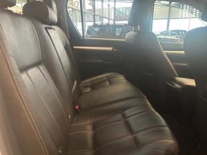 Toyota Hilux 2.8GD-6 double cab Raider auto - Image 14