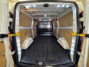Ford Transit Custom panel van 2.2TDCi 92kW LWB Ambiente - Image 17