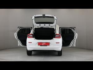 Toyota Starlet 1.5 XS auto - Image 24