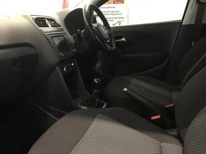 Volkswagen Polo Vivo hatch 1.6 Highline - Image 7