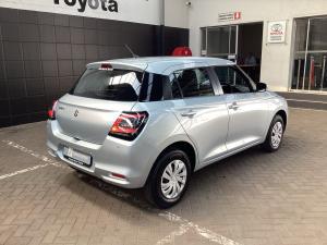 Suzuki Swift 1.2 GL - Image 2