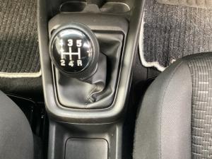 Suzuki Swift 1.2 GL - Image 10