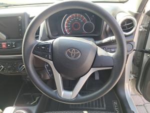 Toyota Vitz 1.0 XR auto - Image 8