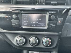 Toyota Corolla 1.6 Prestige auto - Image 12