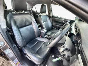 Toyota Corolla 1.6 Prestige auto - Image 14