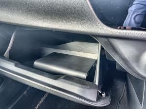 Toyota Corolla 1.6 Prestige auto - Image 18