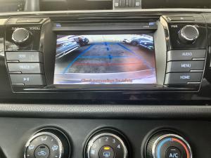 Toyota Corolla 1.6 Prestige auto - Image 21