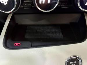 Nissan Magnite 1.0 Turbo Acenta Plus auto - Image 10