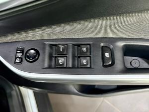 Nissan Magnite 1.0 Turbo Acenta Plus auto - Image 11