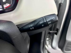 Nissan Magnite 1.0 Turbo Acenta Plus auto - Image 16