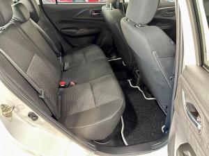 Suzuki Swift 1.2 GL+ manual - Image 13