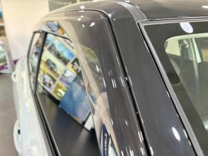 Suzuki Swift 1.2 GL+ manual - Image 16